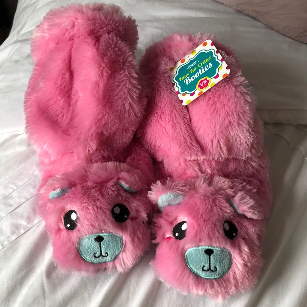 Women’s faux fur critter booties